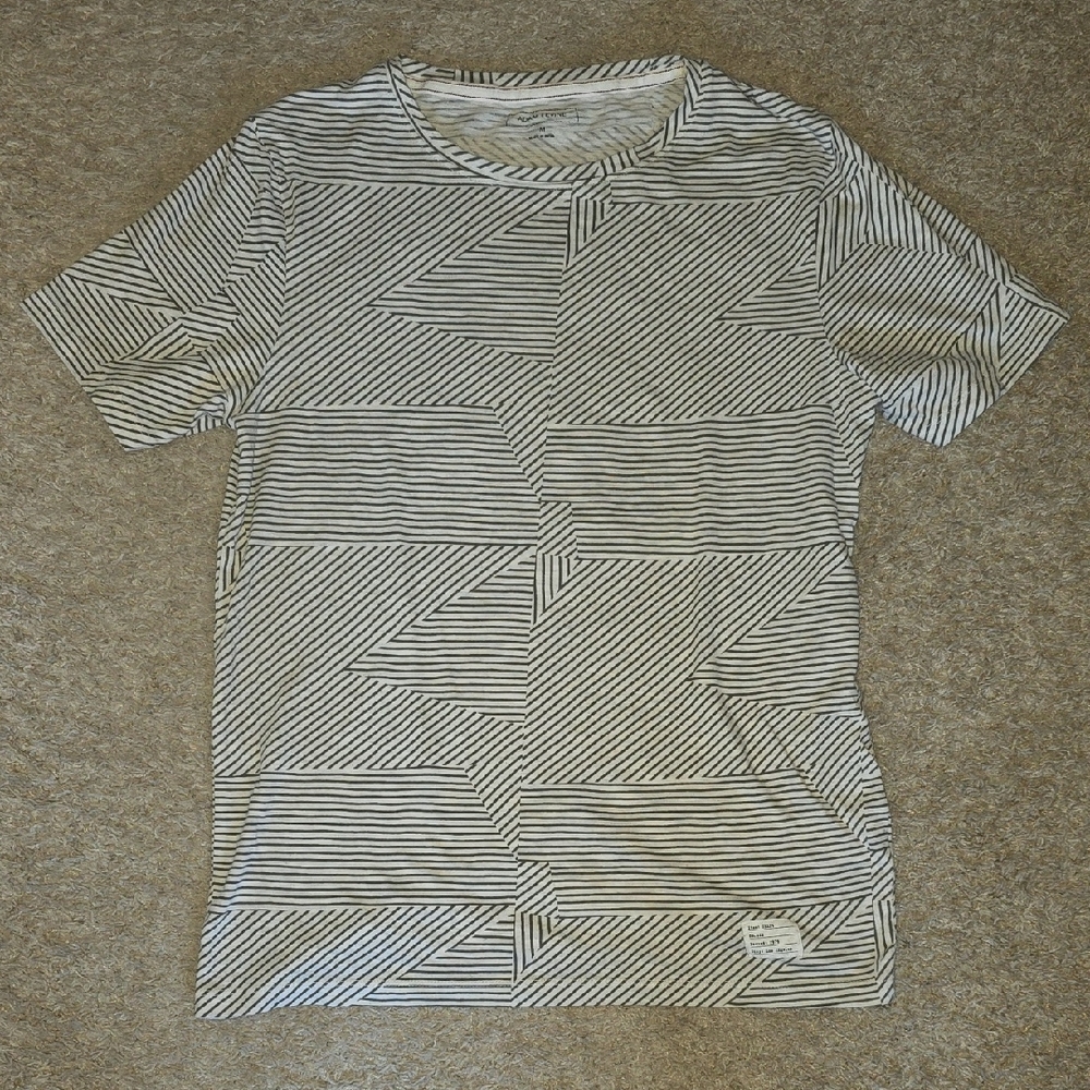 Adam Levine Collection Geometric Black and White Tee
